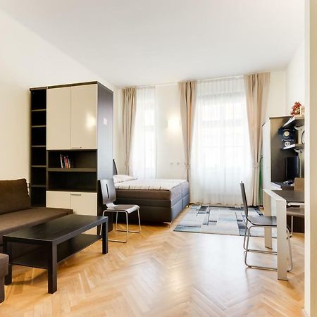 Halkova Studio Praag Buitenkant foto