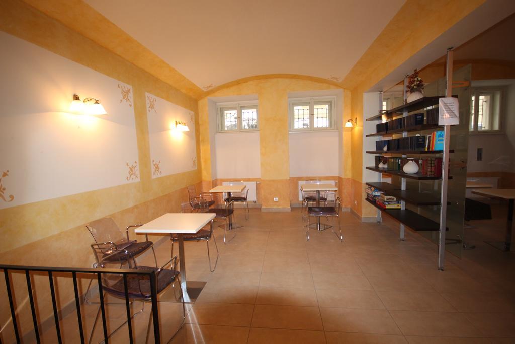 Halkova Studio Praag Buitenkant foto